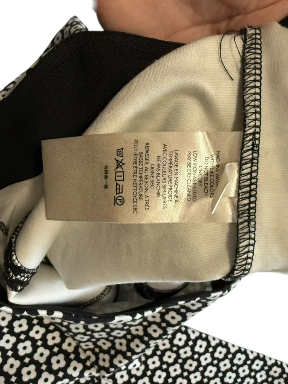 Maeve Anthropologie The Margot Flare Black & White Floral Cropped Pants size S - Picture 6 of 9